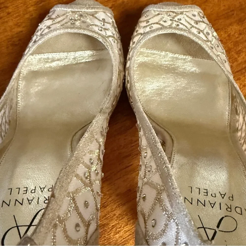 Adrianna Papell Foxy Peep-Toe Mesh Evening Pumps Gold Mesh Uppers Rhinestones 7